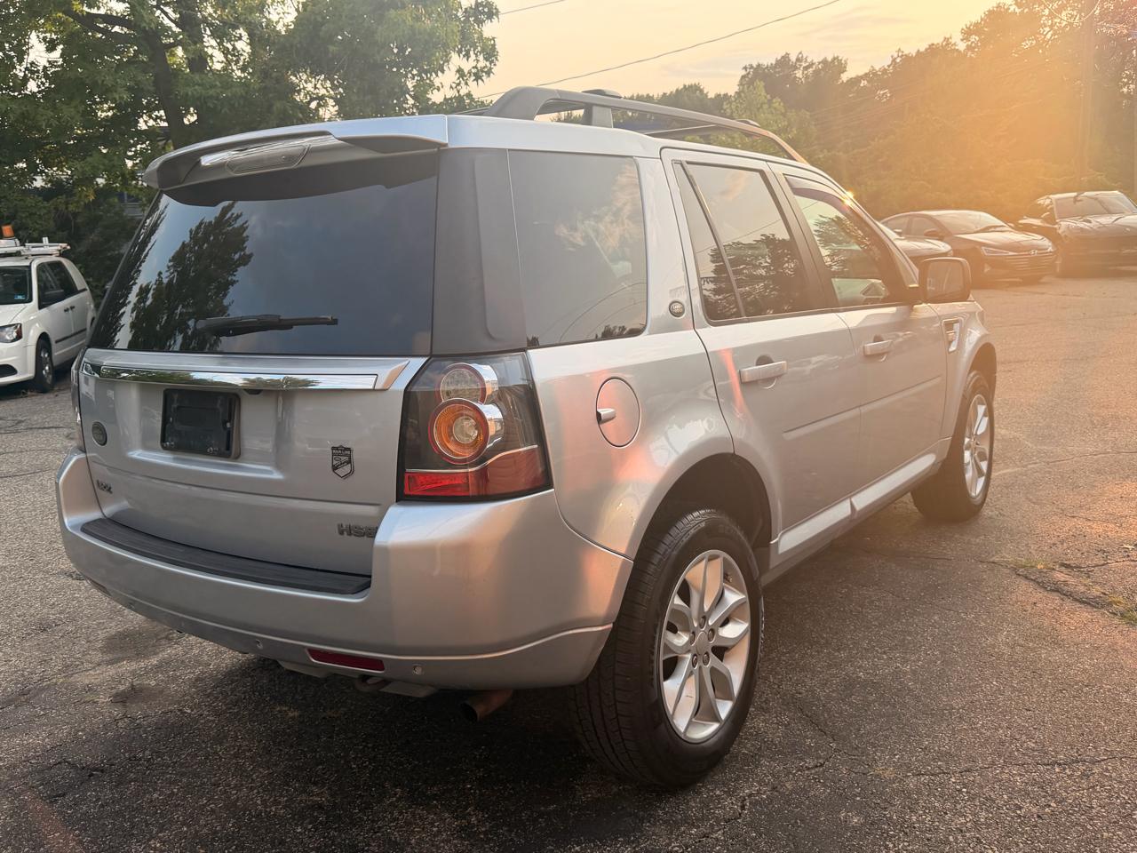 Land Rover LR2 AWD 4dr HSE 2015