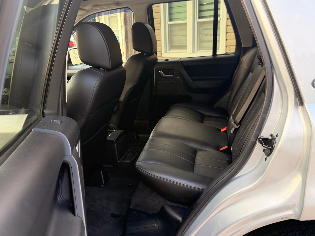 Land Rover LR2 AWD 4dr HSE 2015