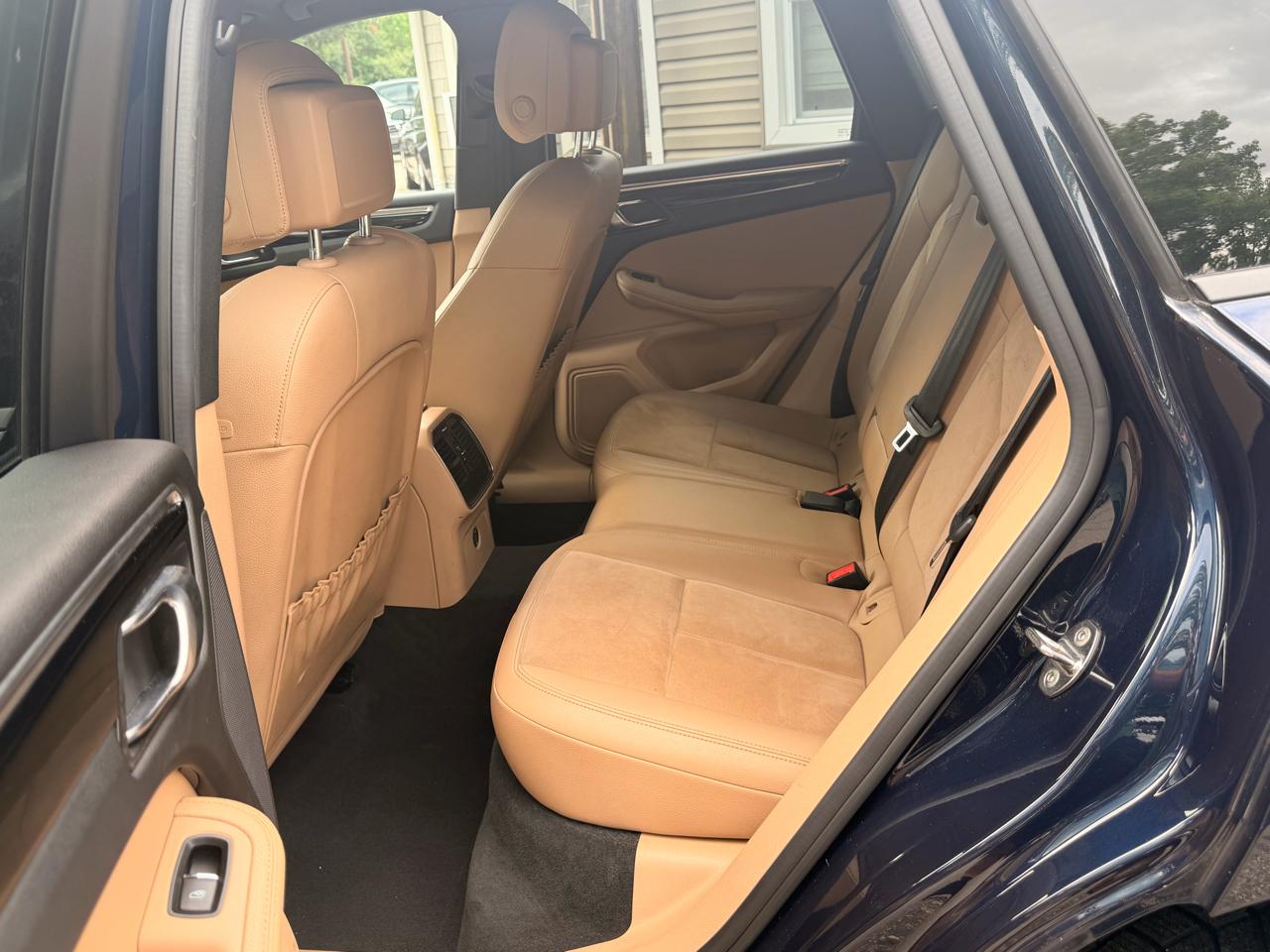 Porsche Macan AWD 2019