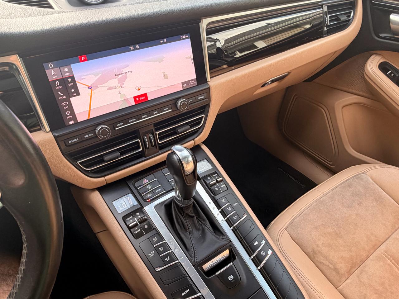 Porsche Macan AWD 2019