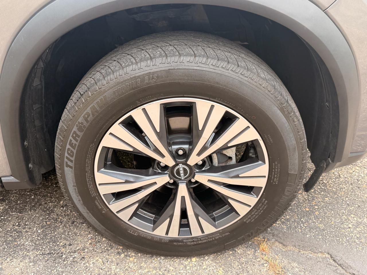 Nissan Rogue AWD SV 2022