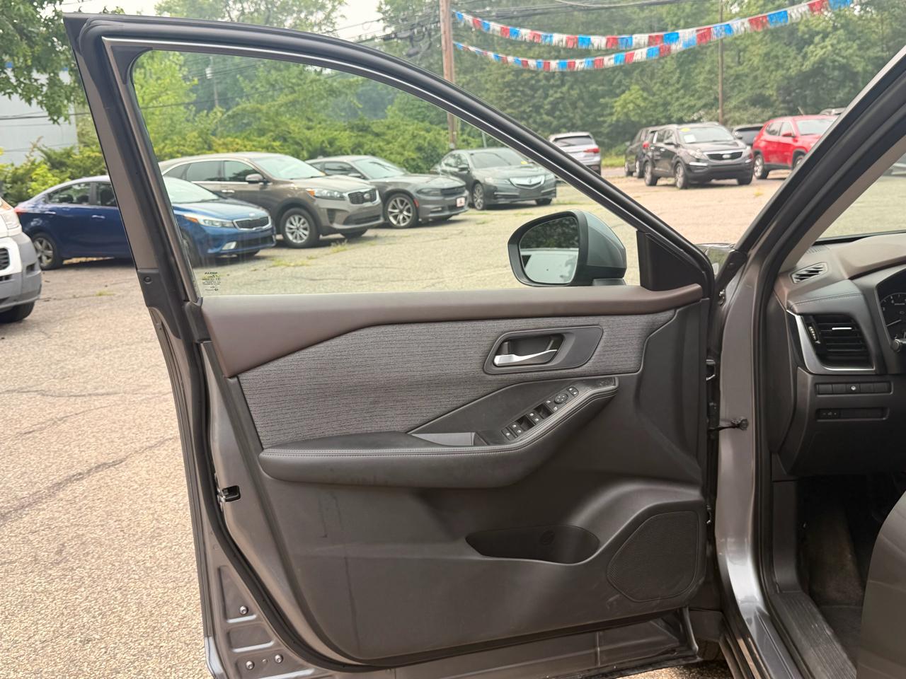 Nissan Rogue AWD SV 2022