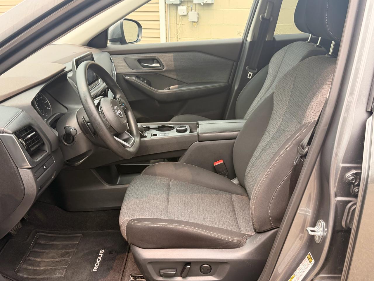 Nissan Rogue AWD SV 2022