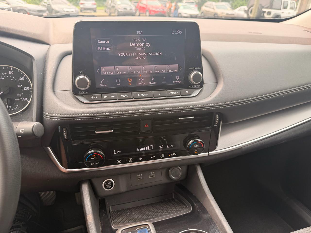 Nissan Rogue AWD SV 2022