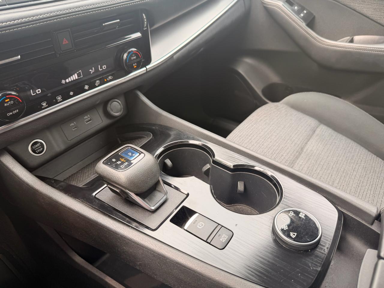 Nissan Rogue AWD SV 2022