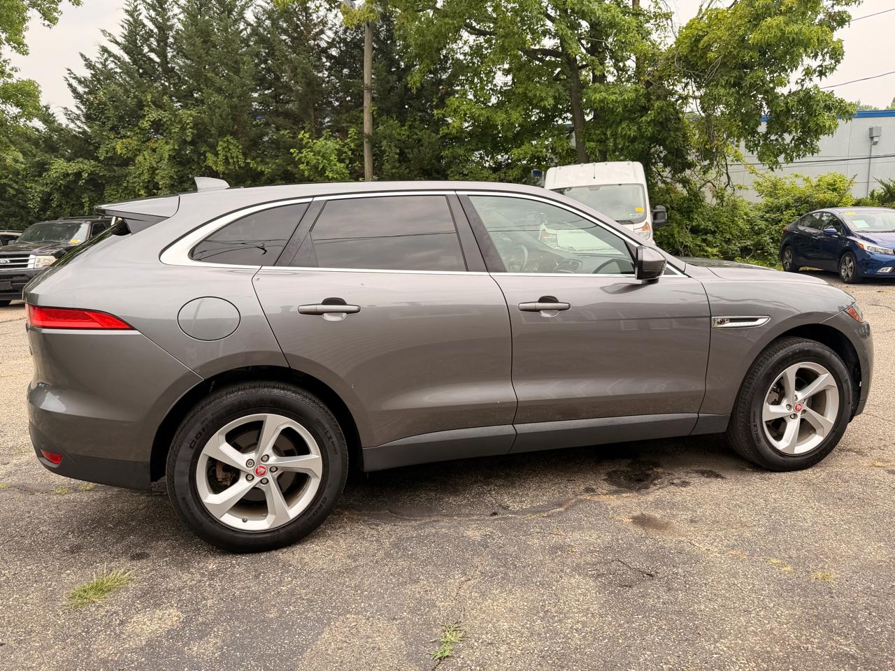 Jaguar F-Pace 25t Premium AWD 2019