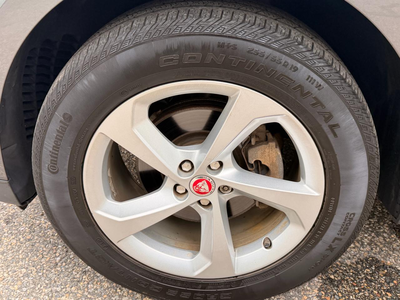Jaguar F-Pace 25t Premium AWD 2019