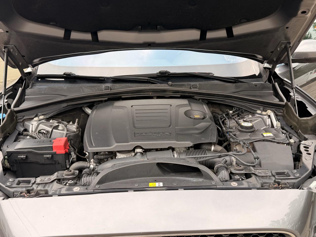 Jaguar F-Pace 25t Premium AWD 2019