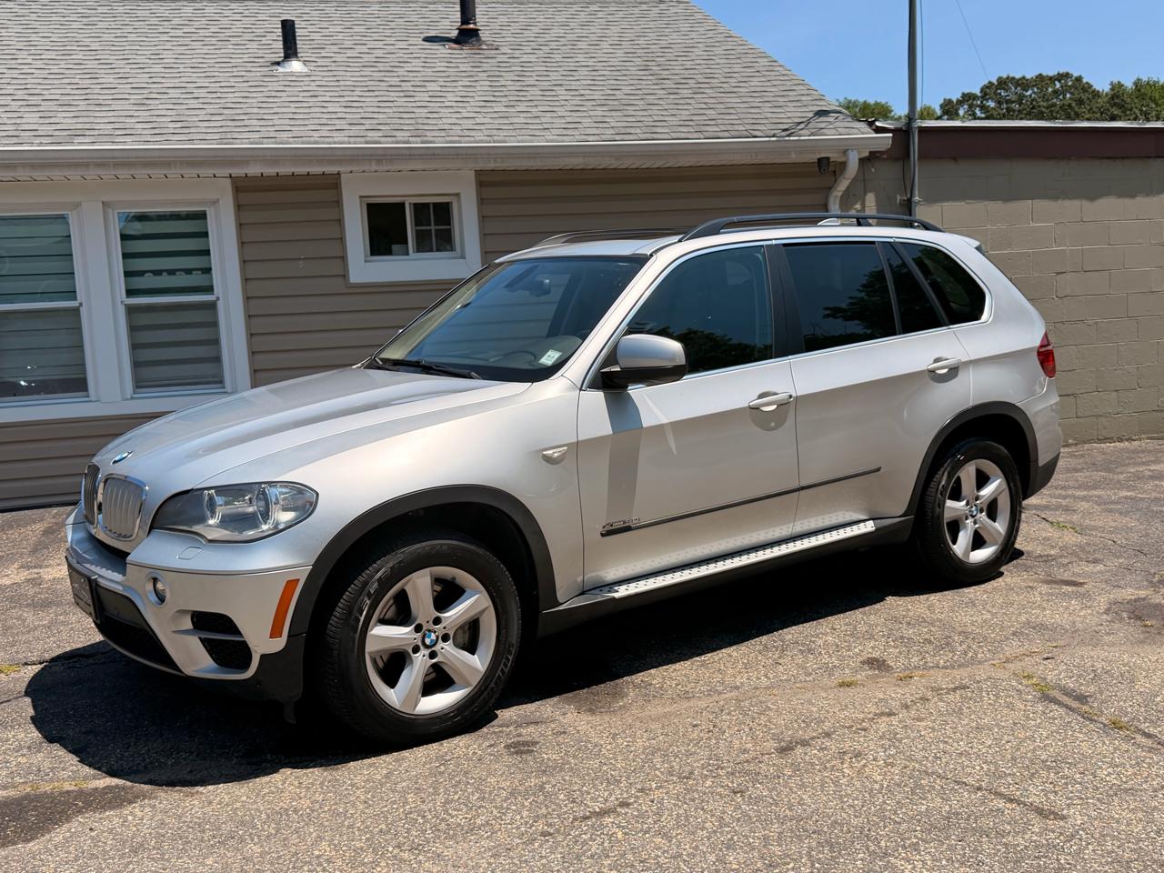 BMW X5 AWD 4dr xDrive50i 2013
