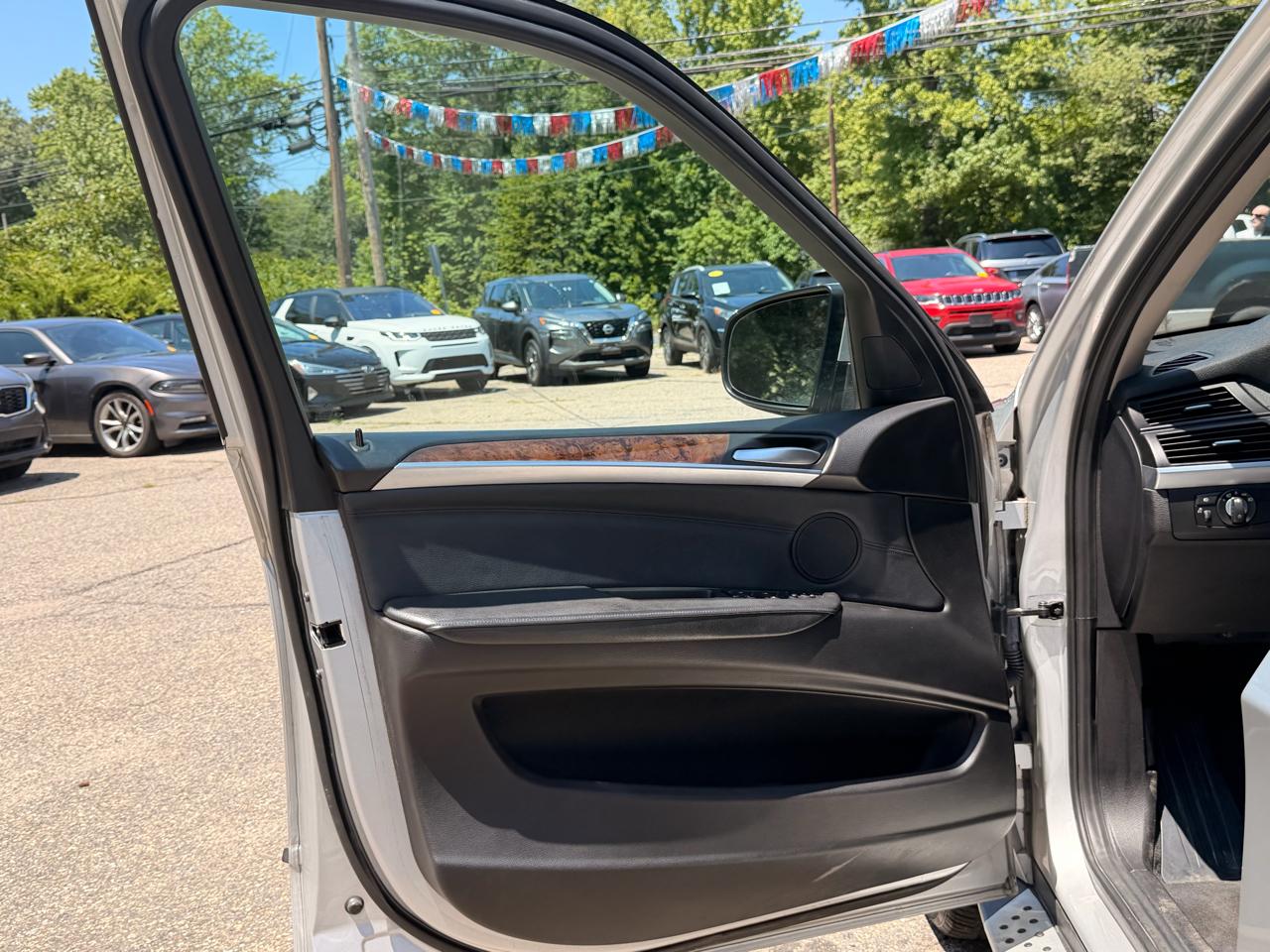 BMW X5 AWD 4dr xDrive50i 2013
