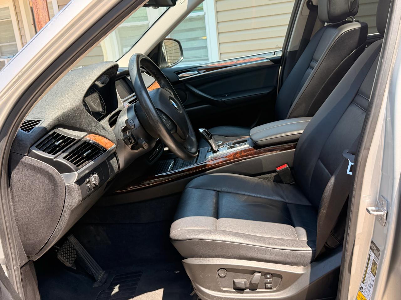 BMW X5 AWD 4dr xDrive50i 2013