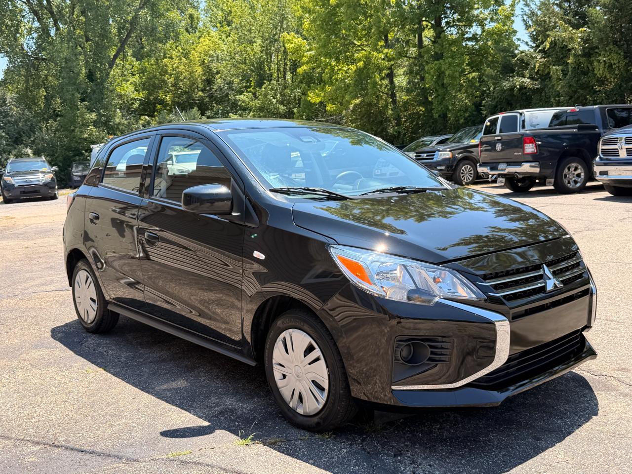 Mitsubishi Mirage ES CVT 2024