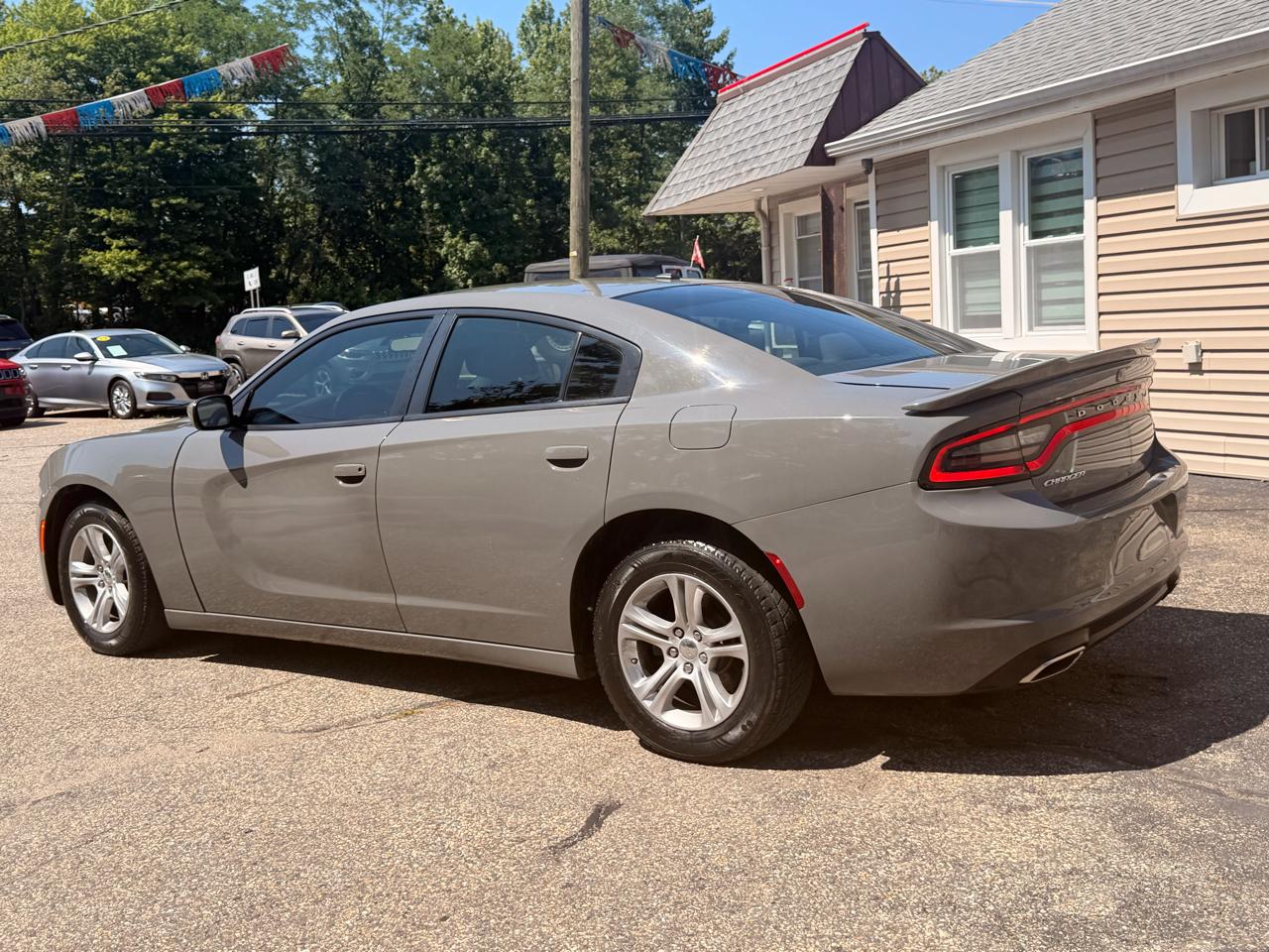 Dodge Charger SXT RWD 2019