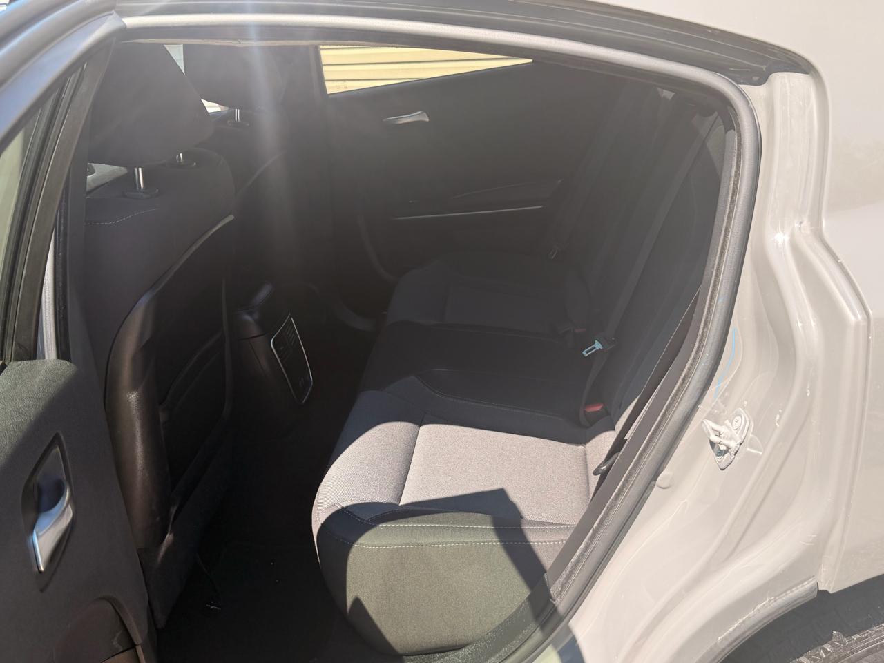 Dodge Charger SXT RWD 2019