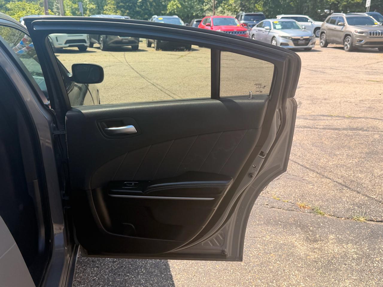 Dodge Charger SXT RWD 2019