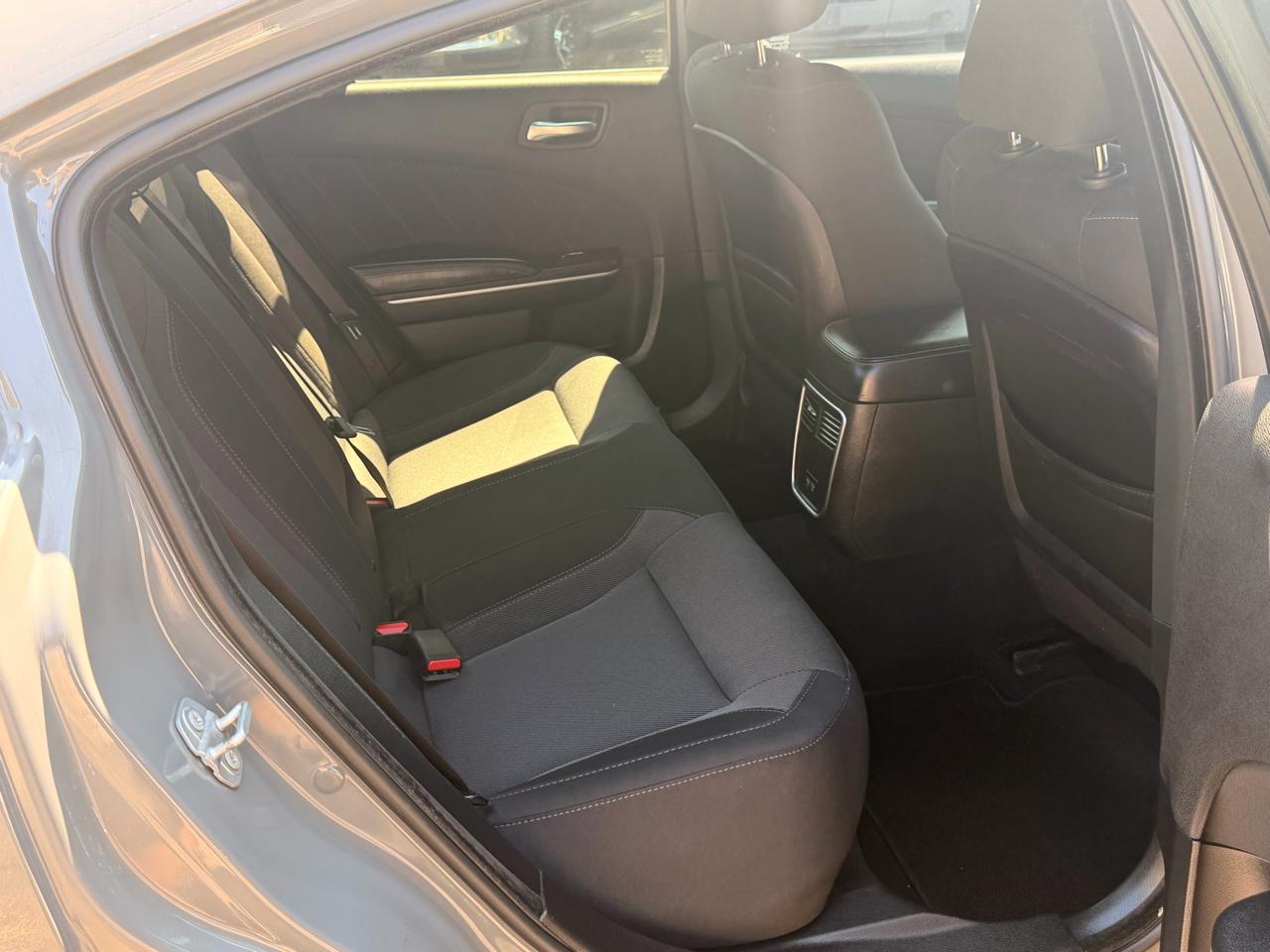Dodge Charger SXT RWD 2019