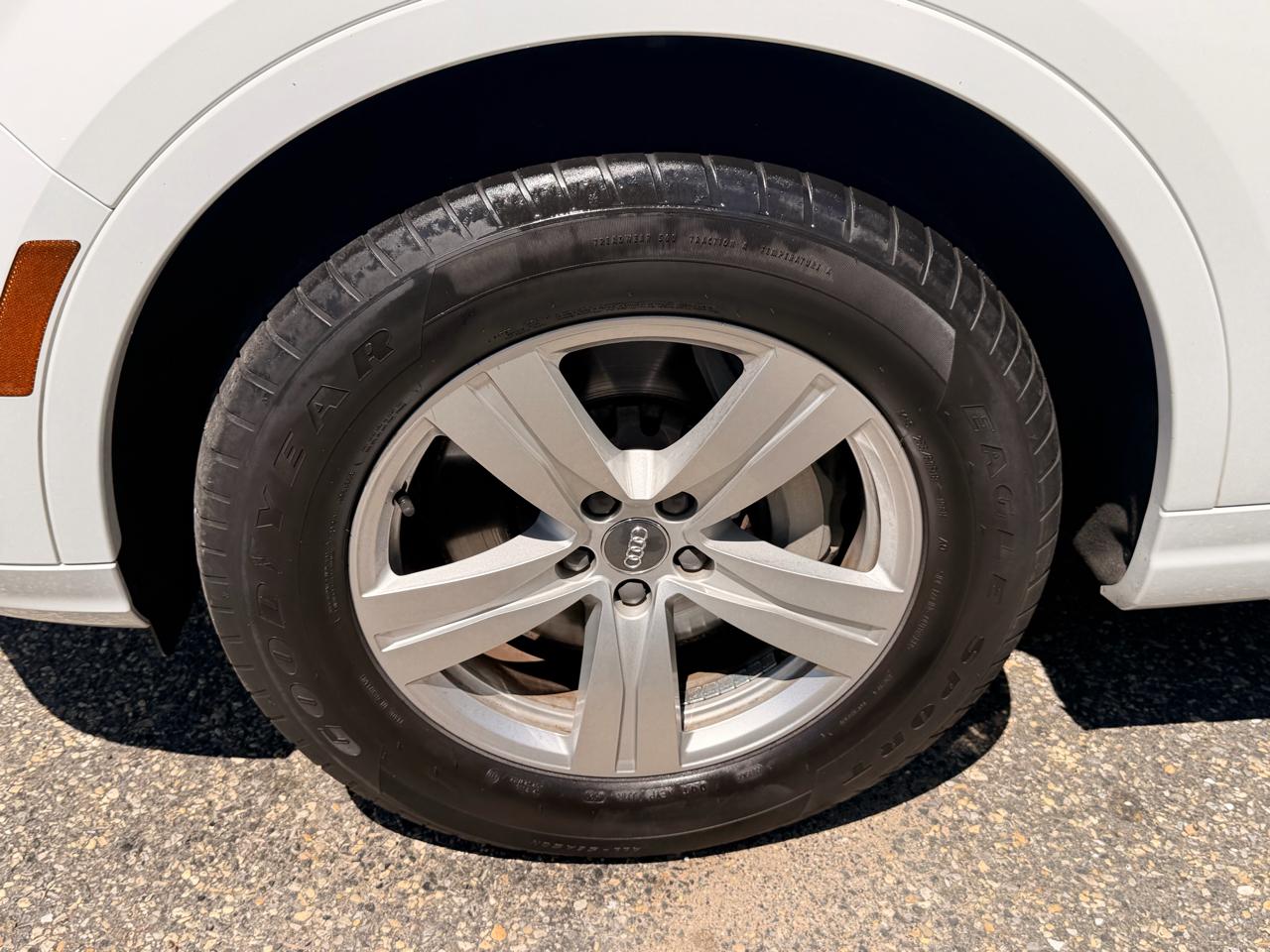 Audi Q7 SE Premium Plus 45 TFSI quattro 2019