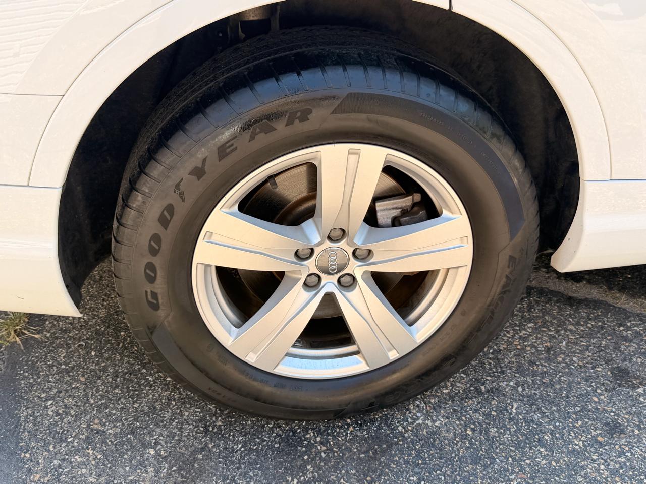 Audi Q7 SE Premium Plus 45 TFSI quattro 2019