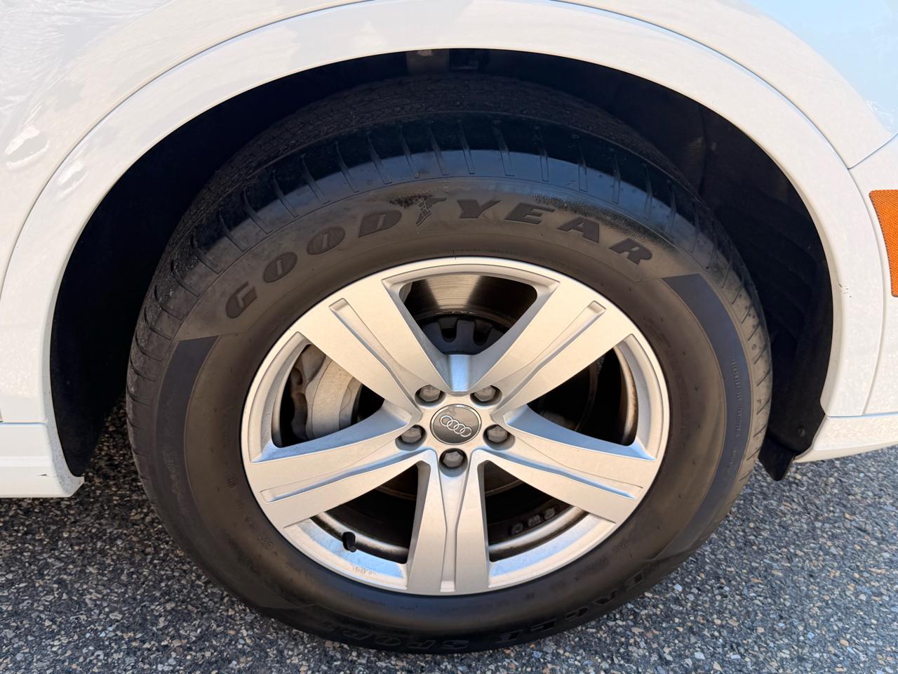 Audi Q7 SE Premium Plus 45 TFSI quattro 2019