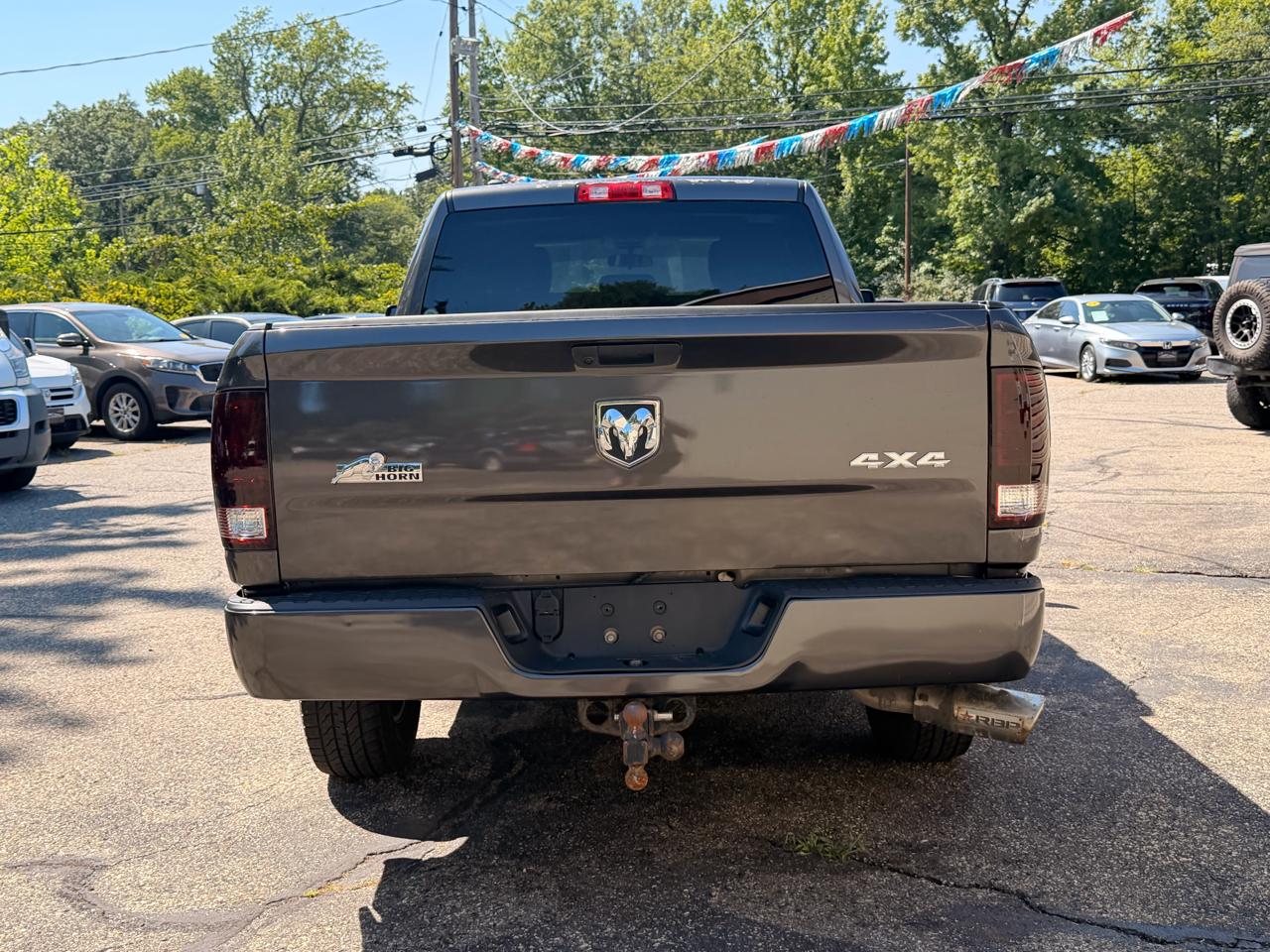 RAM 1500 Classic Express 4x4 Quad Cab 6'4" Box 2019