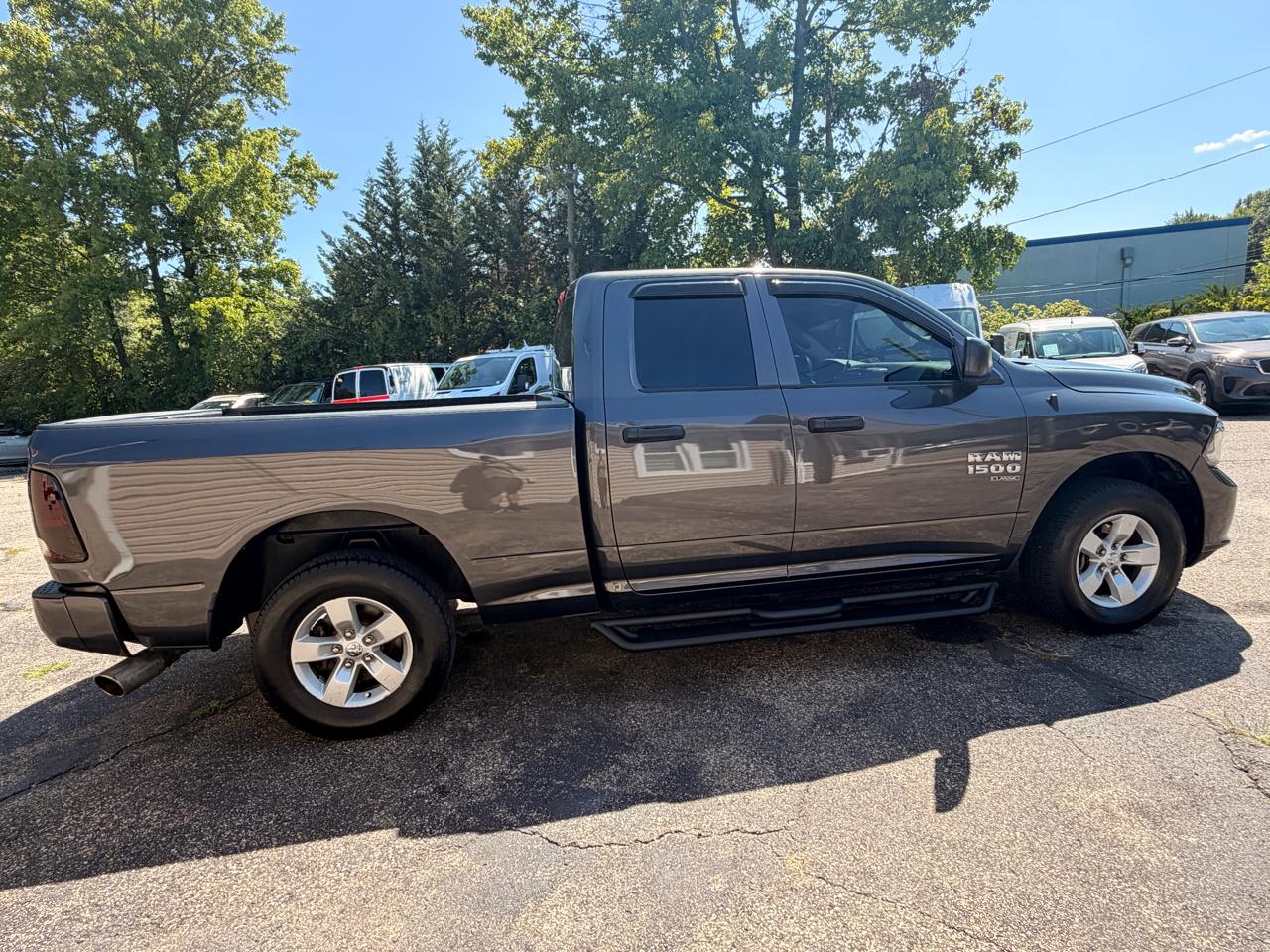 RAM 1500 Classic Express 4x4 Quad Cab 6'4" Box 2019