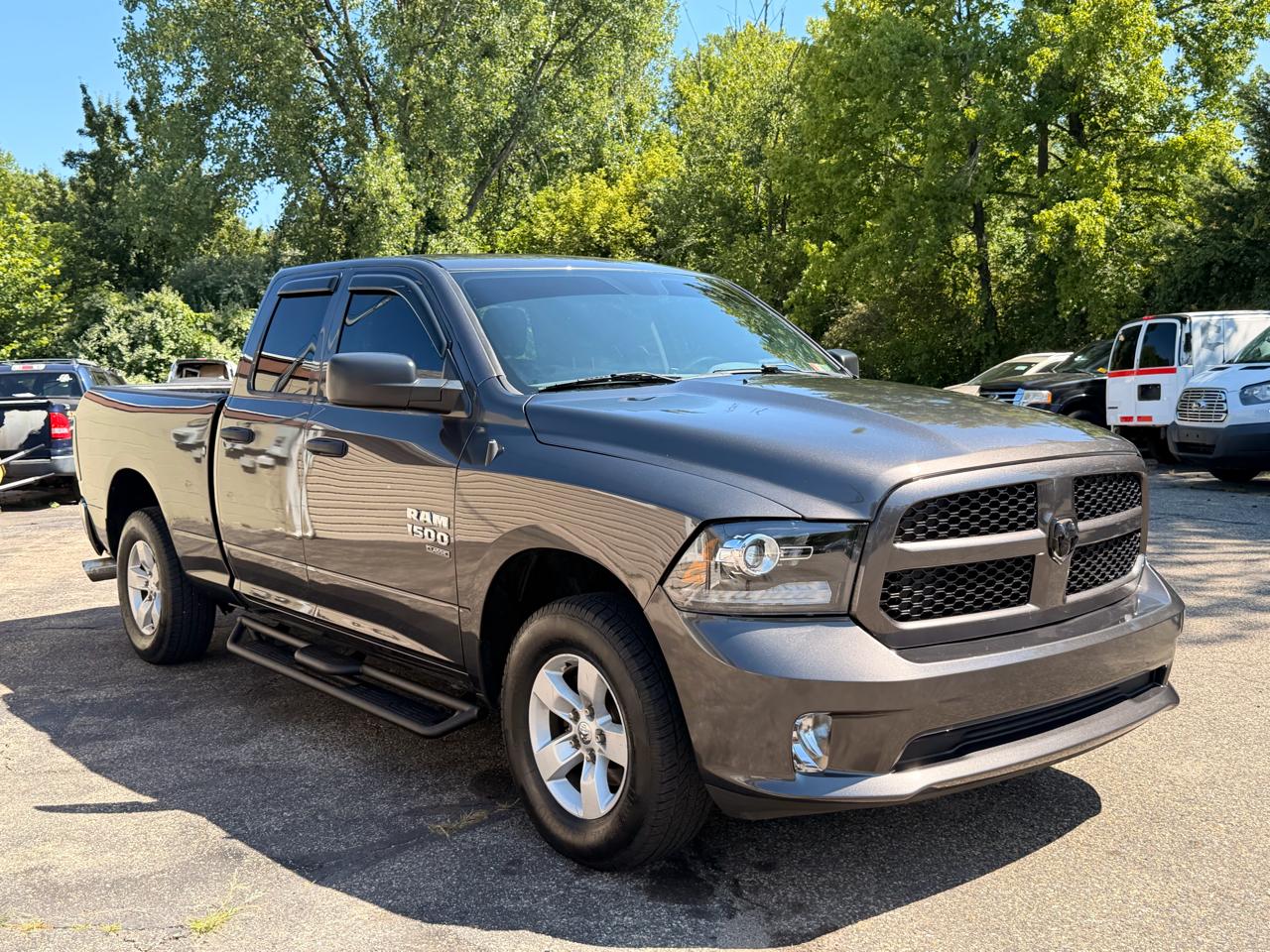 RAM 1500 Classic Express 4x4 Quad Cab 6'4" Box 2019