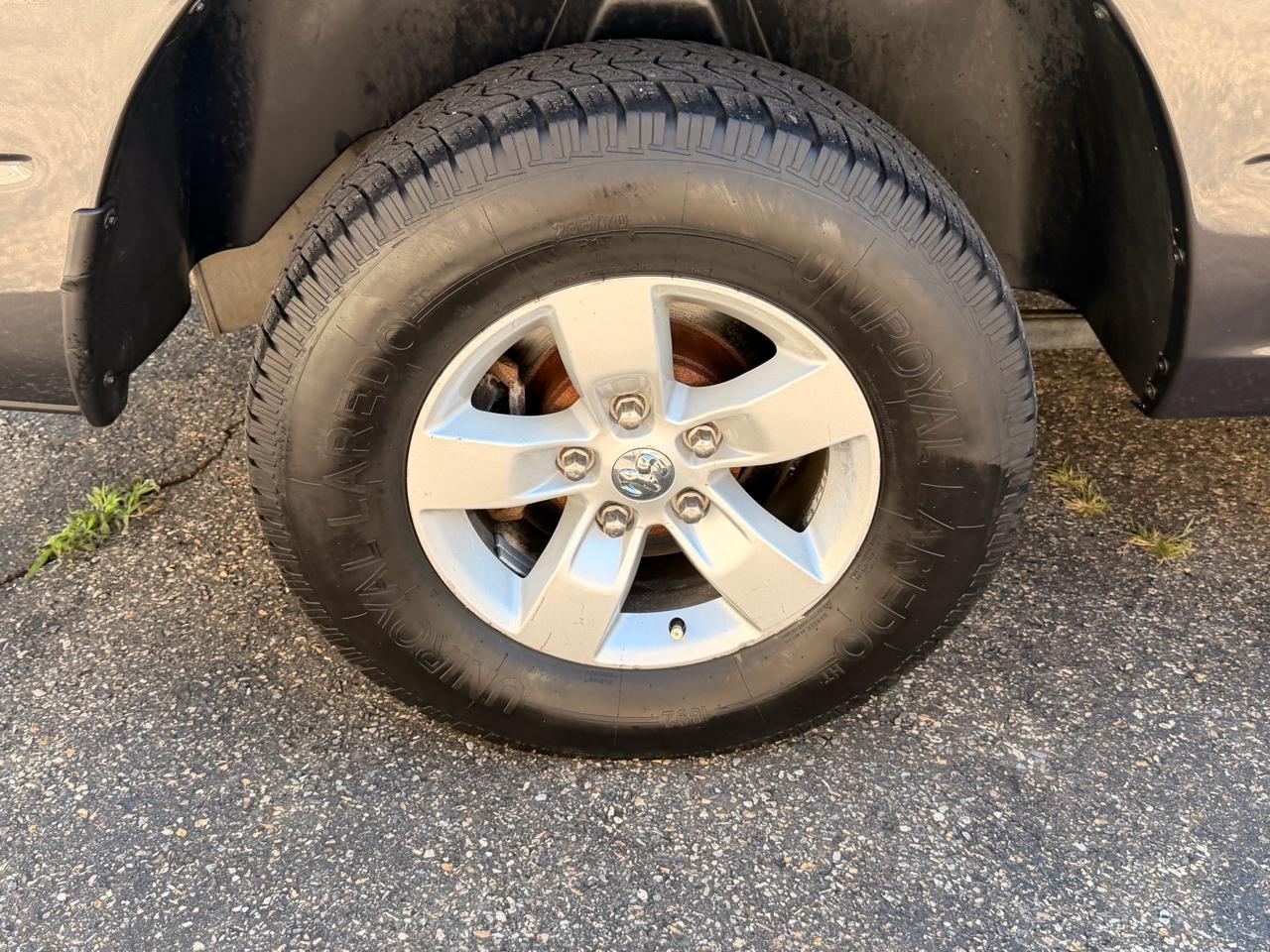 RAM 1500 Classic Express 4x4 Quad Cab 6'4" Box 2019