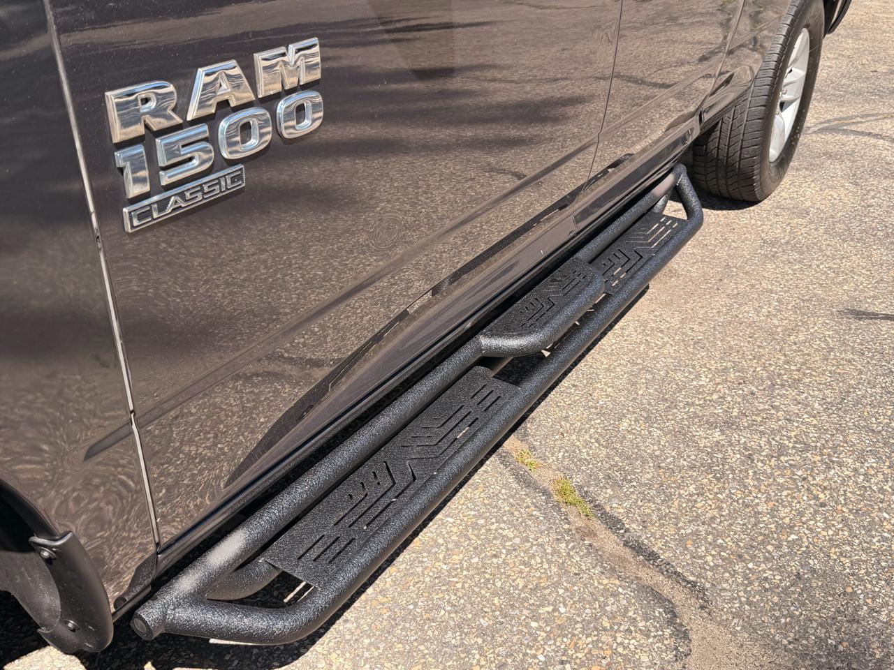 RAM 1500 Classic Express 4x4 Quad Cab 6'4" Box 2019
