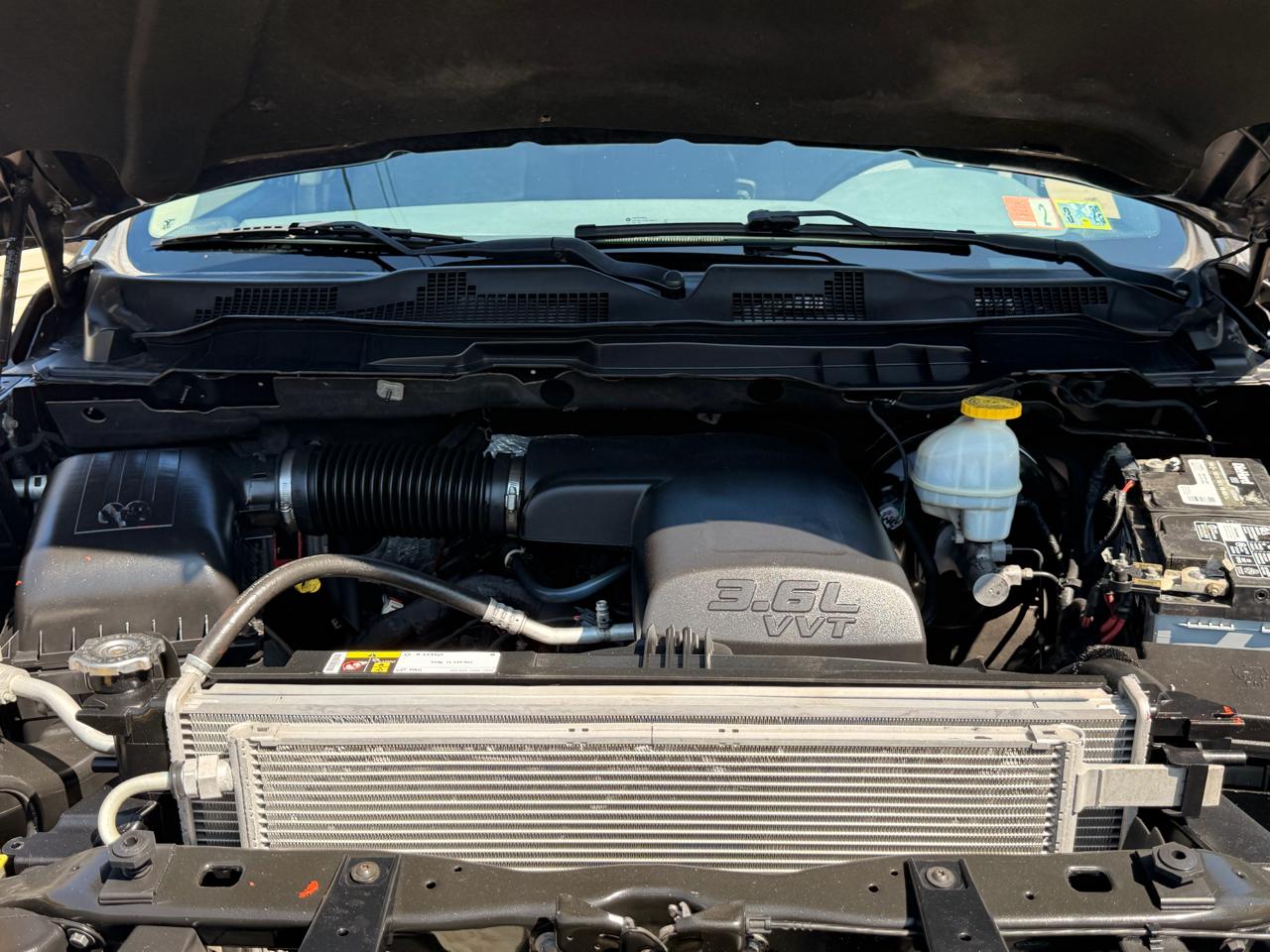 RAM 1500 Classic Express 4x4 Quad Cab 6'4" Box 2019