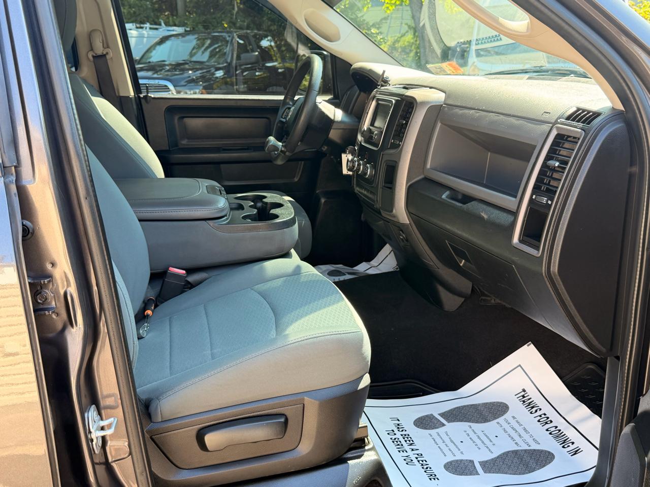 RAM 1500 Classic Express 4x4 Quad Cab 6'4" Box 2019
