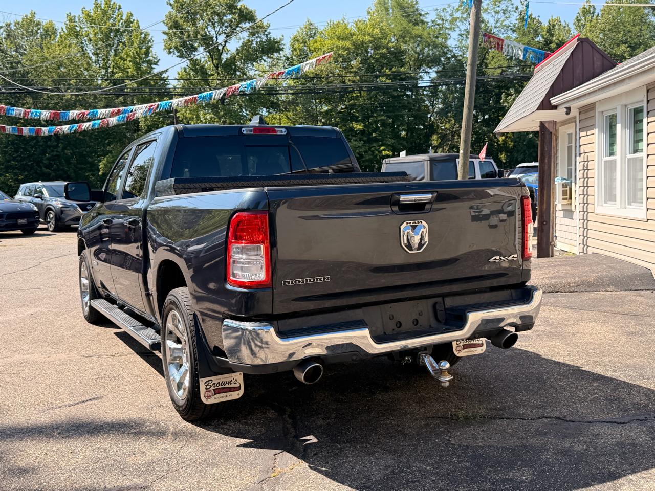RAM 1500 Big Horn/Lone Star 4x4 Crew Cab 5'7" Box 2019