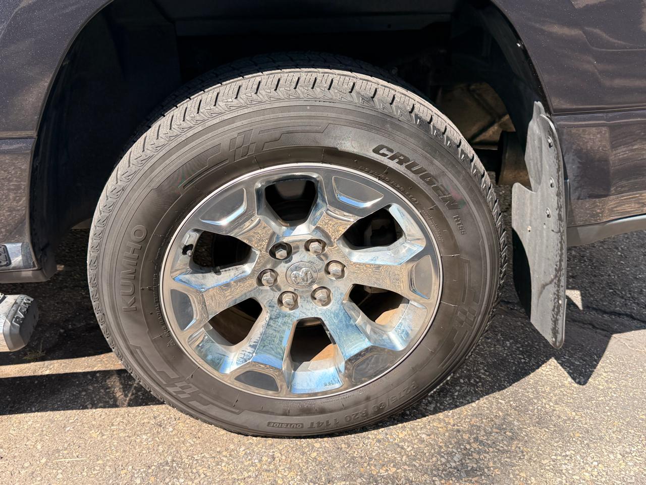 RAM 1500 Big Horn/Lone Star 4x4 Crew Cab 5'7" Box 2019