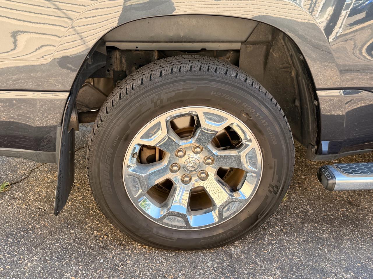 RAM 1500 Big Horn/Lone Star 4x4 Crew Cab 5'7" Box 2019