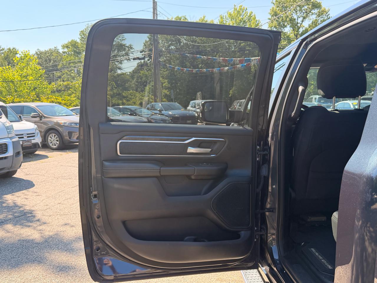 RAM 1500 Big Horn/Lone Star 4x4 Crew Cab 5'7" Box 2019