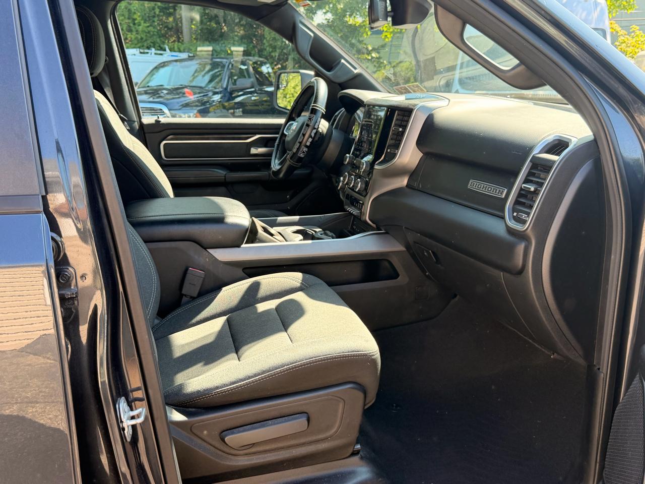 RAM 1500 Big Horn/Lone Star 4x4 Crew Cab 5'7" Box 2019