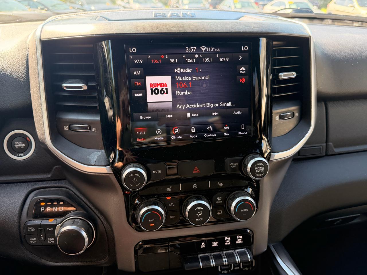 RAM 1500 Big Horn/Lone Star 4x4 Crew Cab 5'7" Box 2019