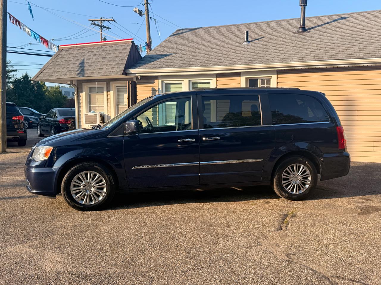 Chrysler Town & Country 4dr Wgn Touring 2015