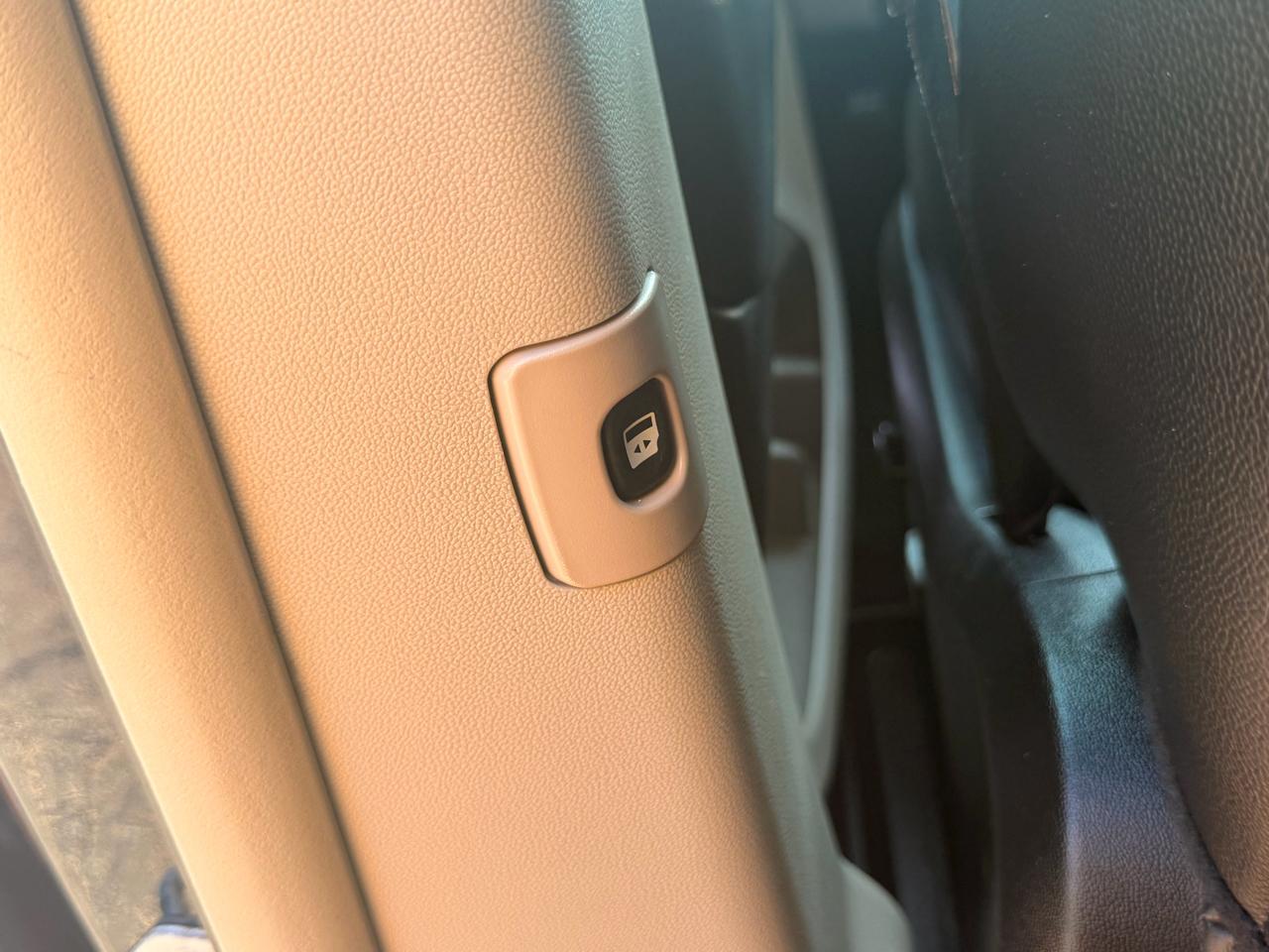 Chrysler Town & Country 4dr Wgn Touring 2015