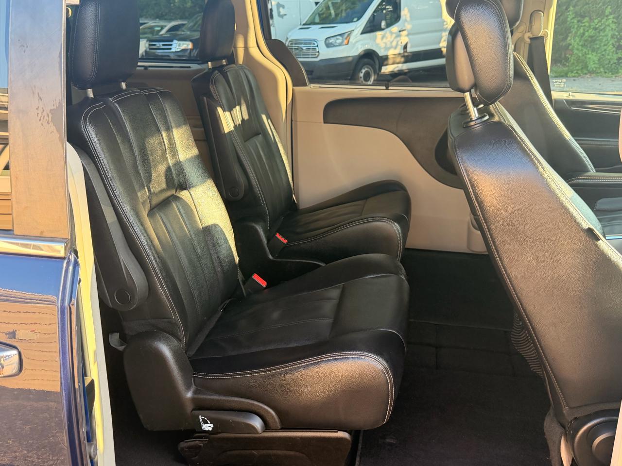 Chrysler Town & Country 4dr Wgn Touring 2015