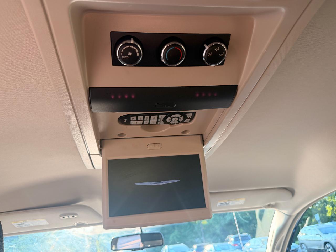 Chrysler Town & Country 4dr Wgn Touring 2015