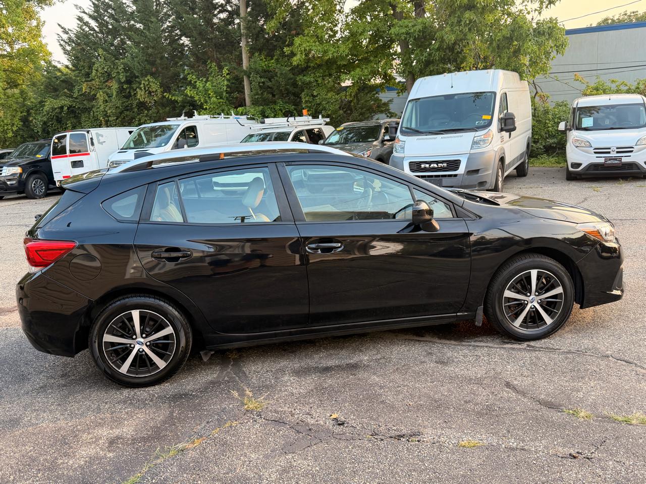 Subaru Impreza Premium 5-door CVT 2020