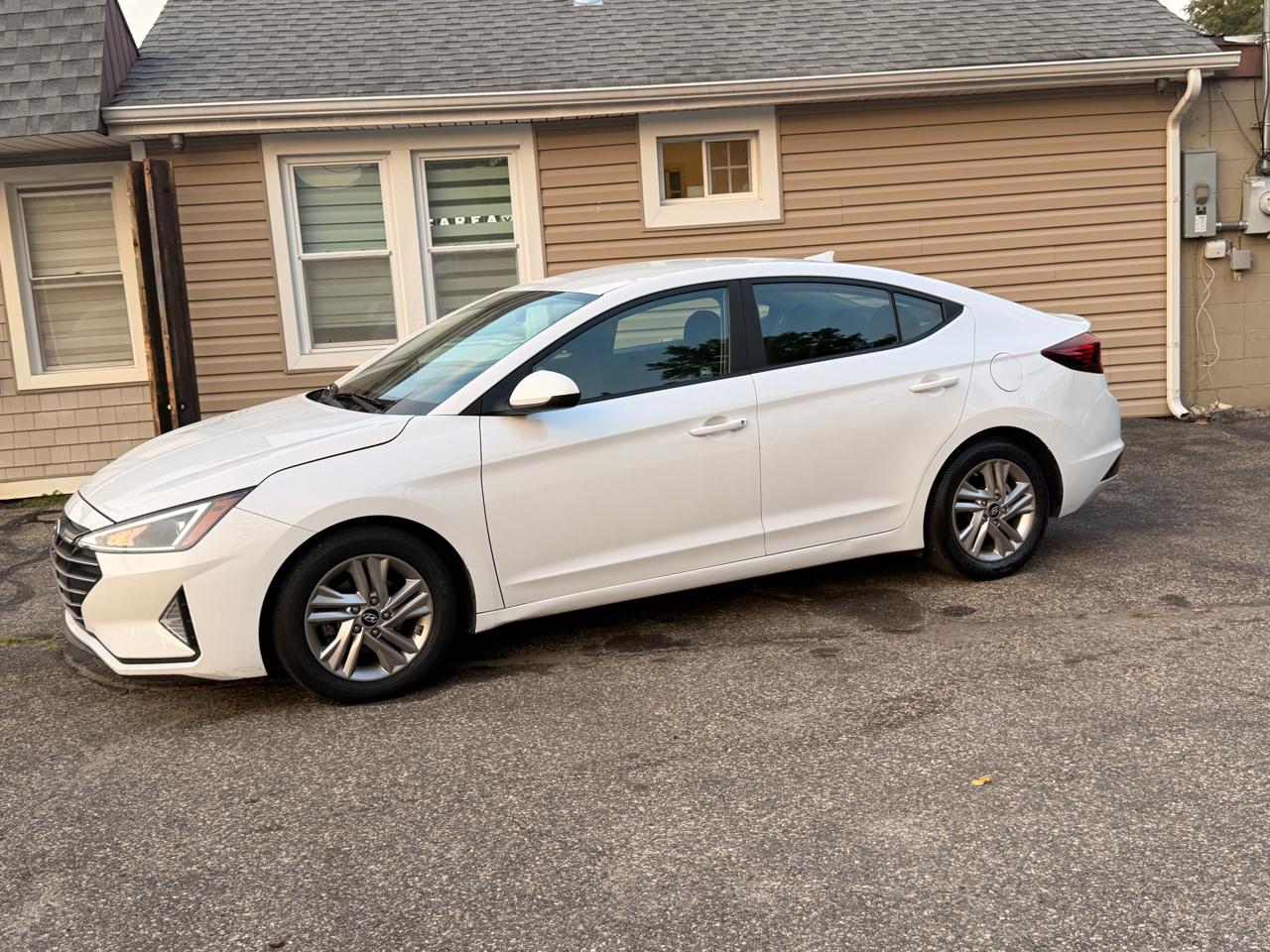 Hyundai Elantra SEL Auto 2019
