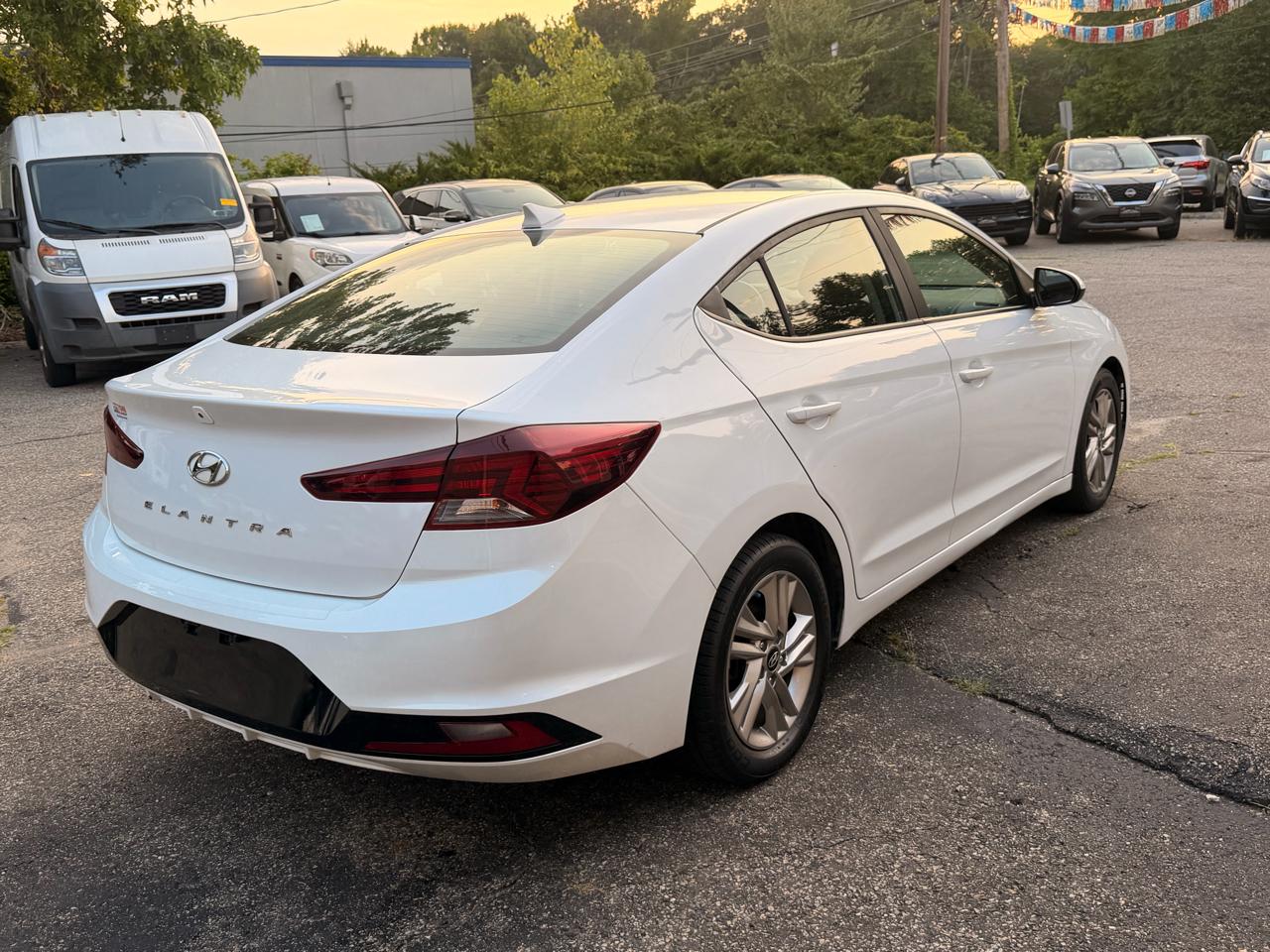 Hyundai Elantra SEL Auto 2019
