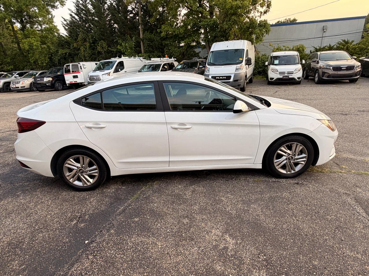 Hyundai Elantra SEL Auto 2019