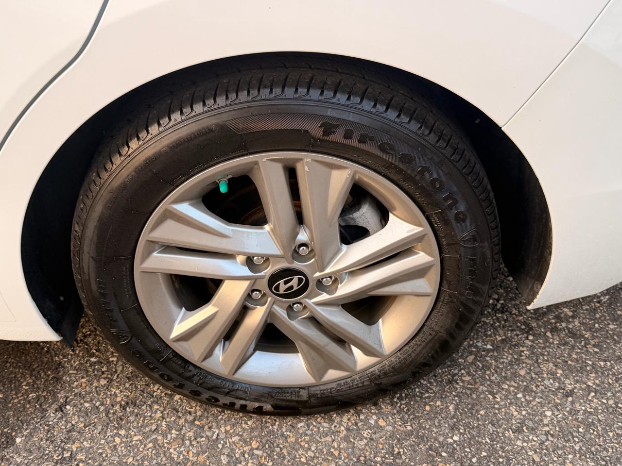 Hyundai Elantra SEL Auto 2019