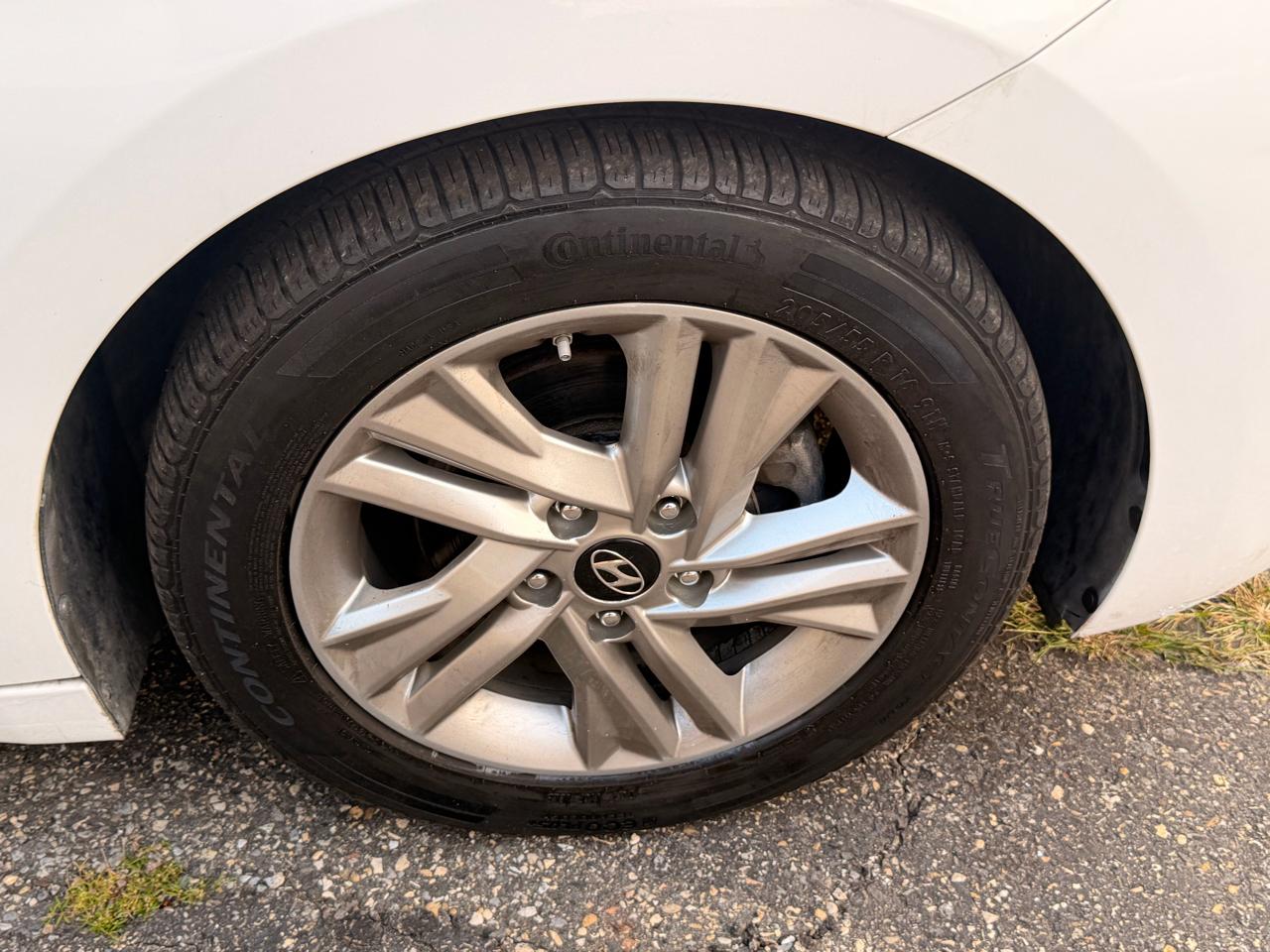Hyundai Elantra SEL Auto 2019
