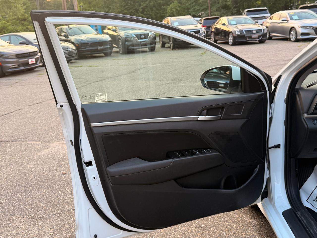Hyundai Elantra SEL Auto 2019