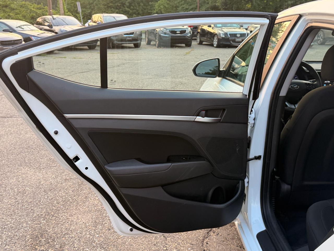 Hyundai Elantra SEL Auto 2019