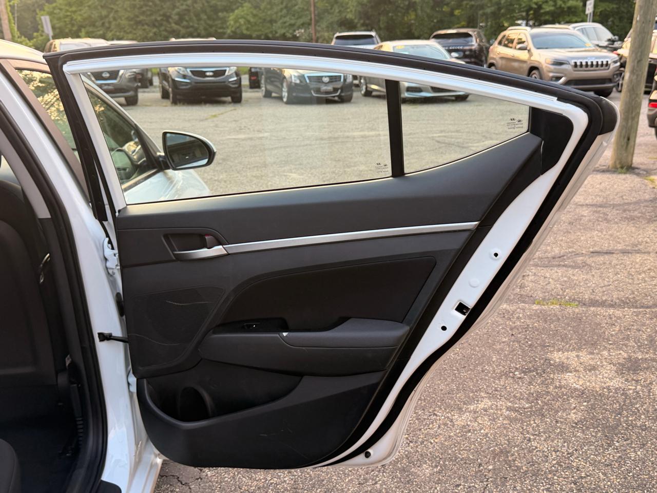 Hyundai Elantra SEL Auto 2019