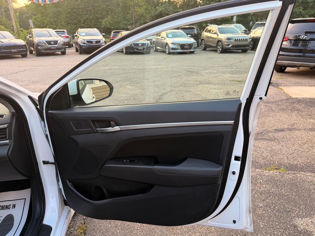 Hyundai Elantra SEL Auto 2019